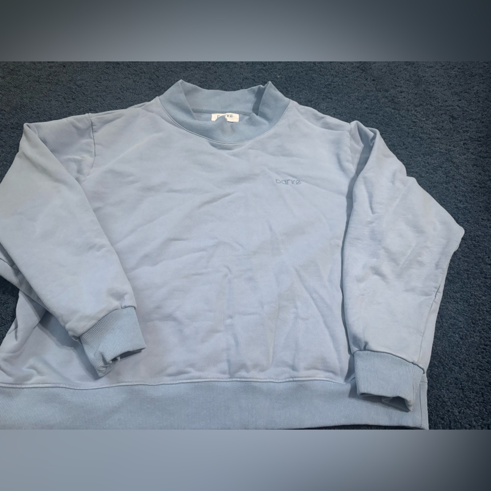 Parke light blue embroidered Mockneck